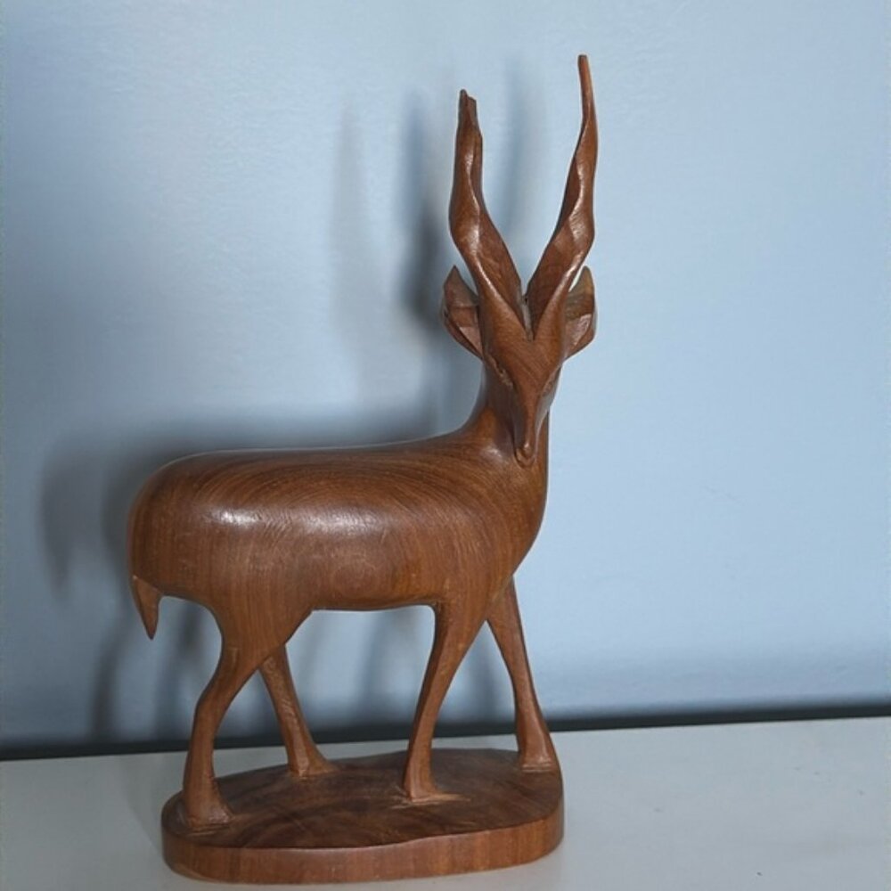 Hand Carved Wooden Antelope Deer Gazelle Statue/Figure 7 1/2”